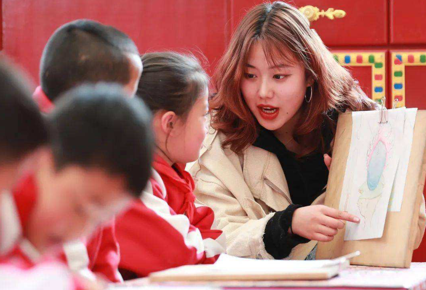 “非师范生不能当老师”的呼声很高，教育部回应了，师范生很高兴