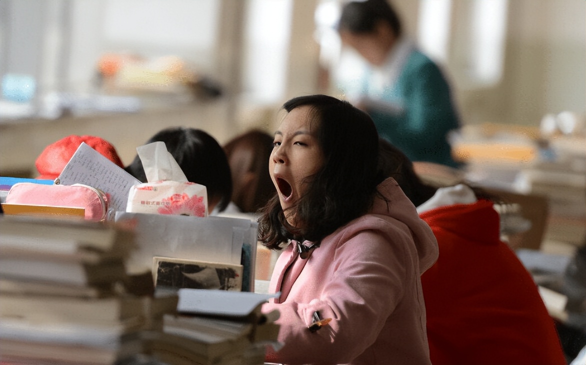 高考和考研可以对比吗？两者区别比较明显，考研的难度相对更大