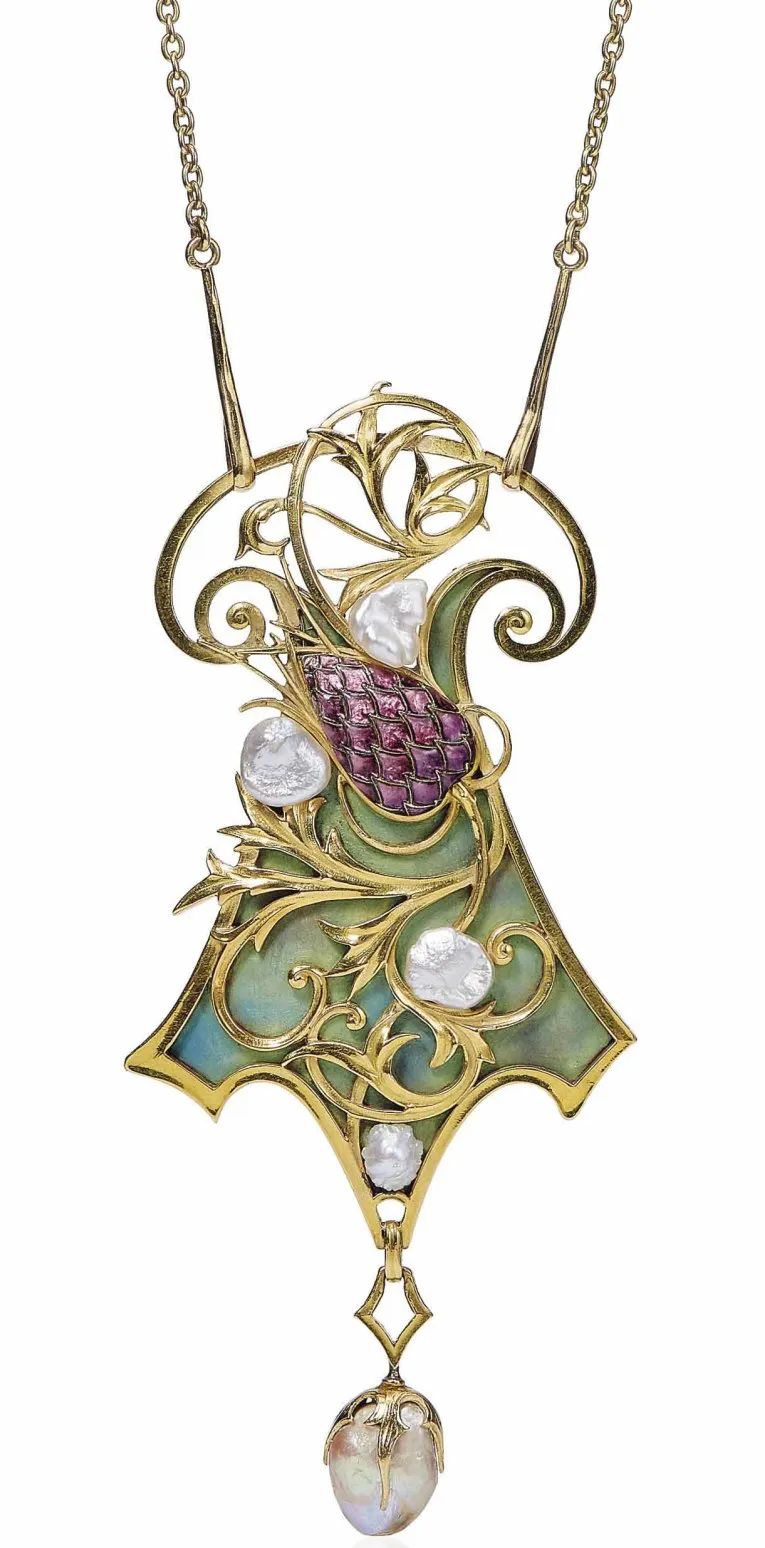 理讨！《传家》打造的民国名媛 Look 该“加鸡腿”还是直接退圈？