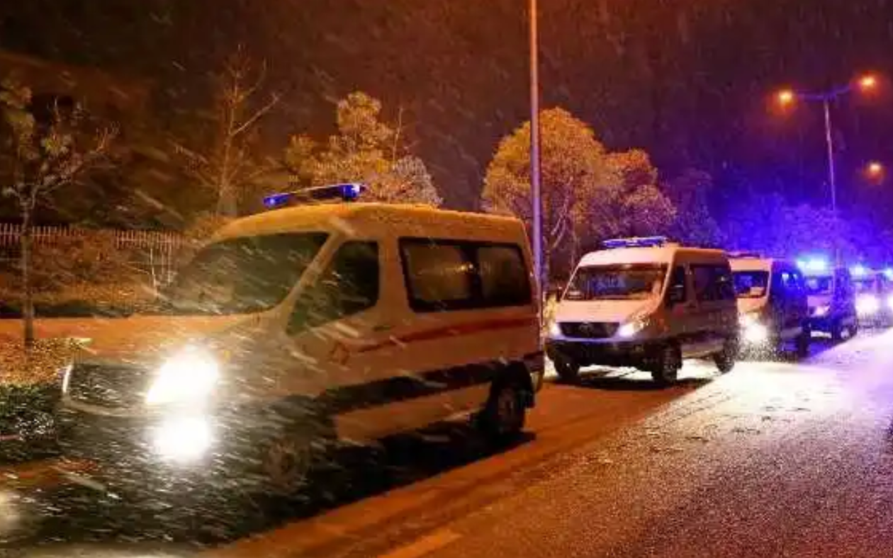 17年前，与瘫痪父亲相依为命，高考763分的广西女孩，现状如何？