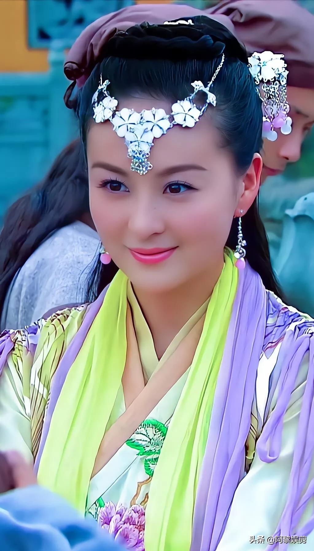 戴娇倩温婉如玉貌若天仙