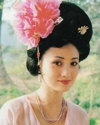 《大众电影》八十年代封面人物谁最美？