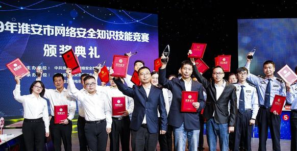 喜报！信息学竞赛名单出炉，湖南省7名学霸将保送清北，同一高中