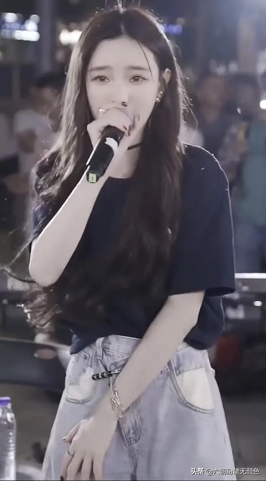 网红歌手 戴羽彤