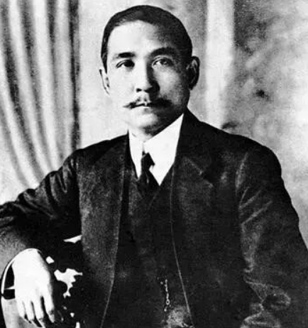 南昌大学人民武装学院（南昌起义时他率部逃走）