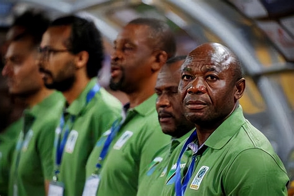 他是非洲足球先生,奥运金牌得主,大罗队友,来甲a试训无人问津