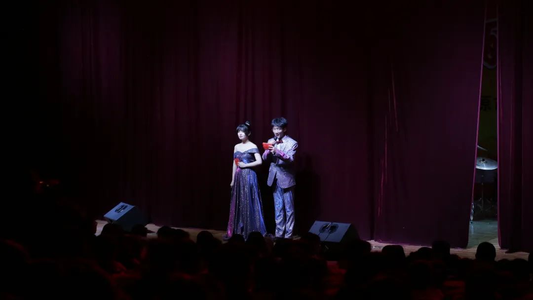 太原市實(shí)驗(yàn)中學(xué)校隆重舉行校園文化藝術(shù)節(jié)(圖19)