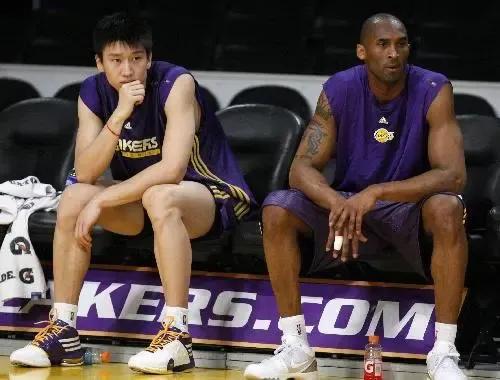 孙悦为什么能进nba球队(选秀往事：07年孙悦是如何被NBA湖人队选中的)