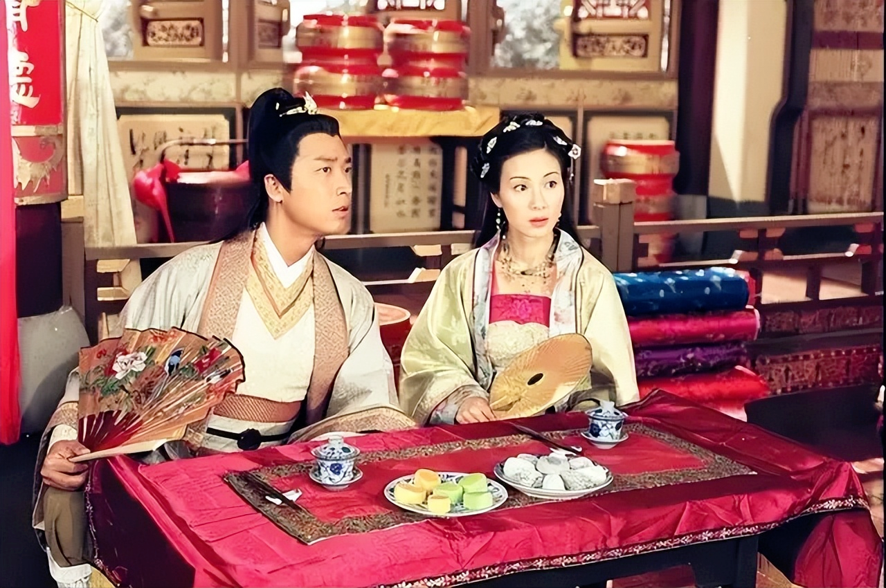 这绝对是TVB剧里的遗珠！颠覆你心中的媒婆形象！赶快看起来吧