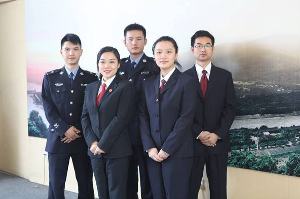 毕业生最具“幸福感”职业排行，老人喜欢的未进前三，榜首受欢迎