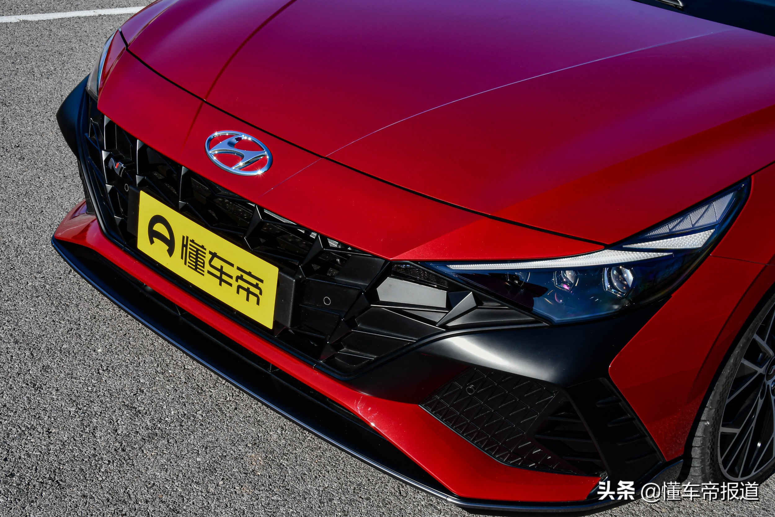 试驾｜激发最原始驾控欲望，用伊兰特N征服赛道是种什么体验？