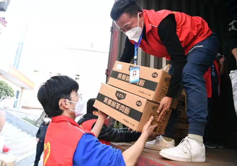 西安网评：“西安温度”必然孕育出明日的“春暖花开”