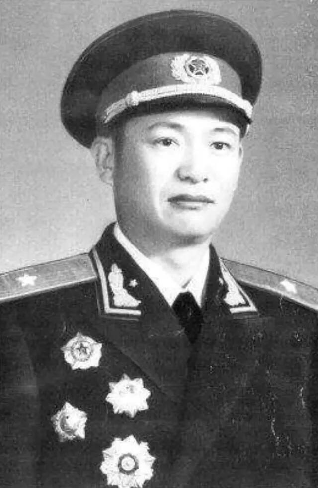 南京军事学院战役系首届学员名单大全：授衔情况，毕业分配去向