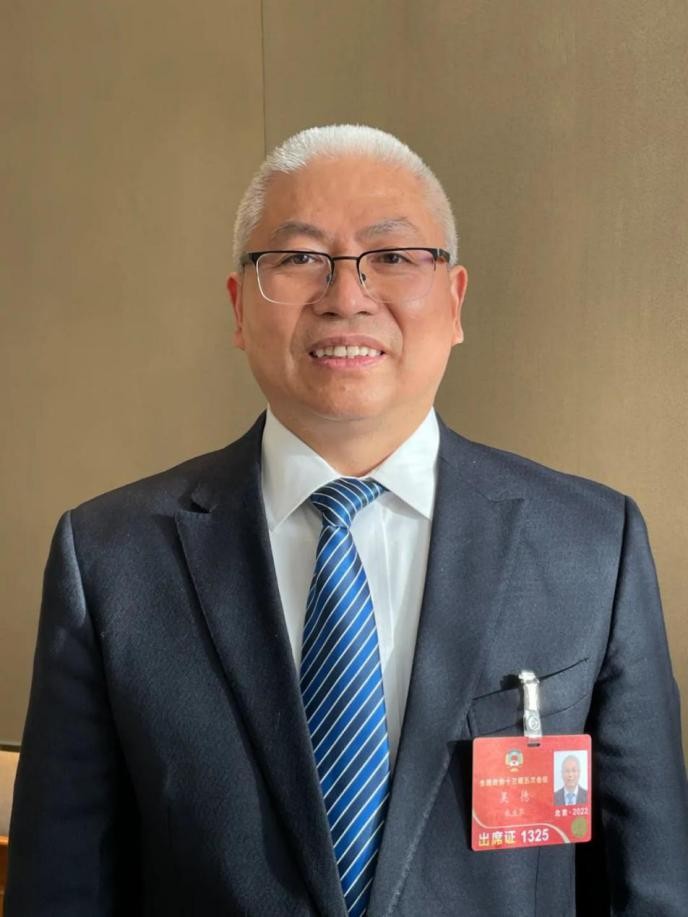 四川农业大学校长（两会召开）