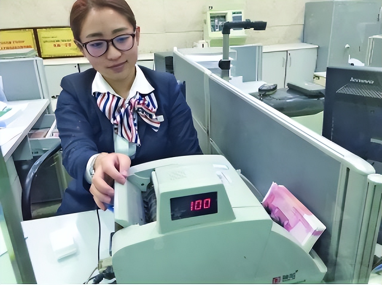 銀行員工建議：有事沒事可以多在手機(jī)銀行里轉(zhuǎn)轉(zhuǎn)賬，這是為什么？