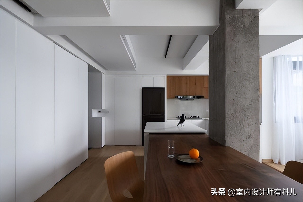 广州屋主的85㎡，舍弃传统客厅放大长桌，三房还要个三分离卫生间