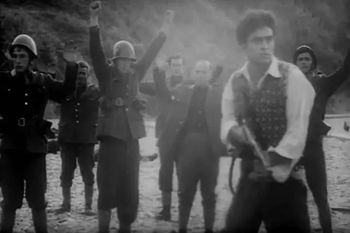 世界电影（0172）阿尔巴尼亚电影《战斗的道路》（1975）剧照欣赏