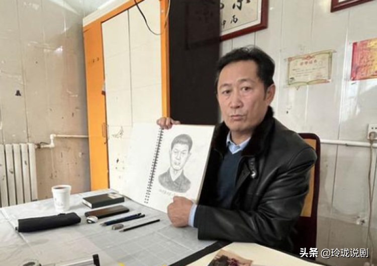 《猎罪图鉴》的画师真的有那么牛吗。三岁上了年纪，用骨头画画儿都是真的。