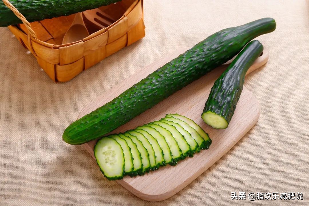 这些蔬菜最是减肥，低热量超饱腹，一周后腰腹瘦了一大圈