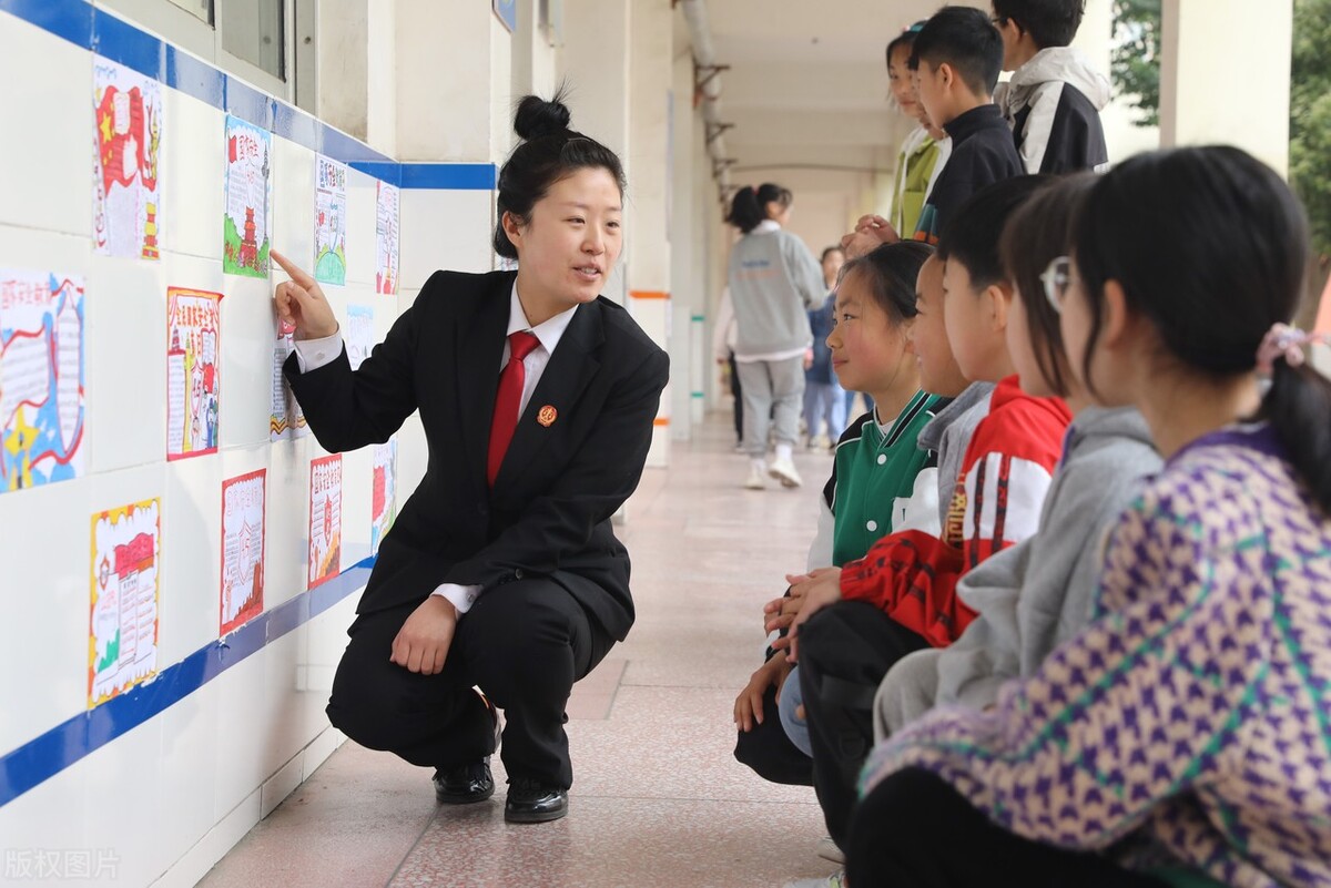 填报志愿，文科生和理科生如何选专业？按照这四个硬性条件去选择