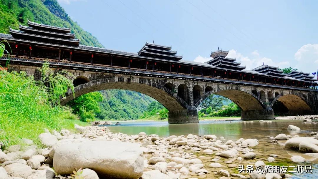 广州出发-阳山2天游｜游峡天下，第一峰天泉景区、泡高山温泉