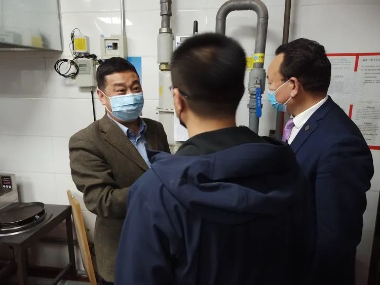 ���������й������ۺ�ִ���ֿ�չȼ����ȫ��鹤��