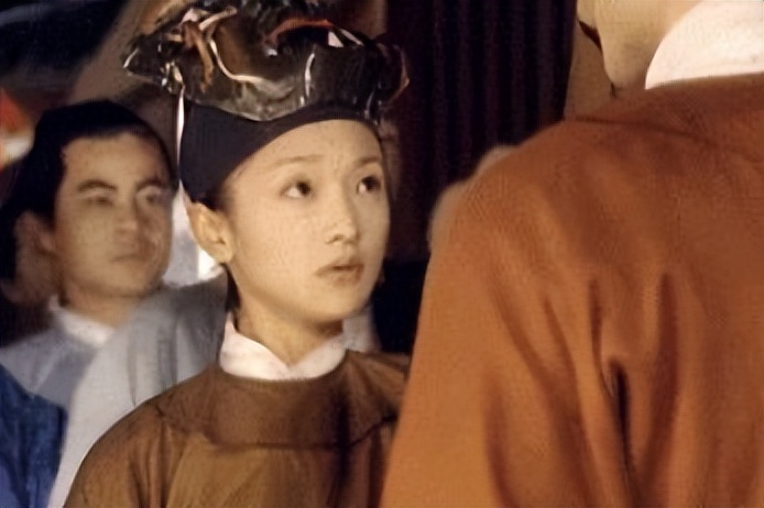 给“公主演得最好的10个演员”排个名，戚薇倒数，赵丽颖仅排第五