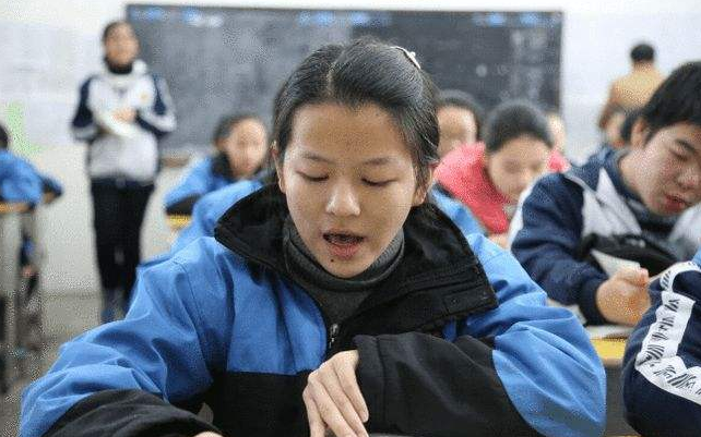 英语降为“副科”？辽宁率先降低英语分值，家长对此看法不一