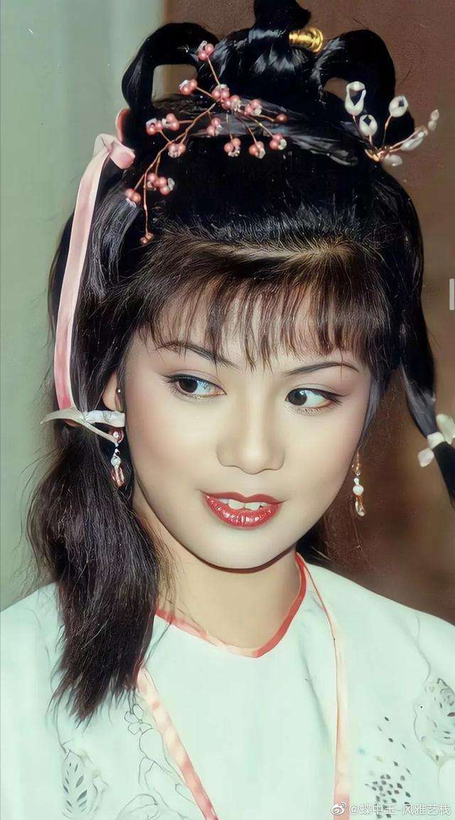 “俏黄蓉”翁美玲死因之谜：为情所困是事实，法医的细节令人深思