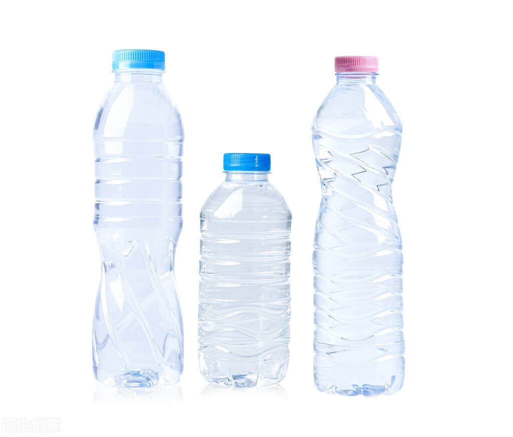 人类首次抵达雅浦海沟，科学家却感到担忧，8919米深海下有什么？