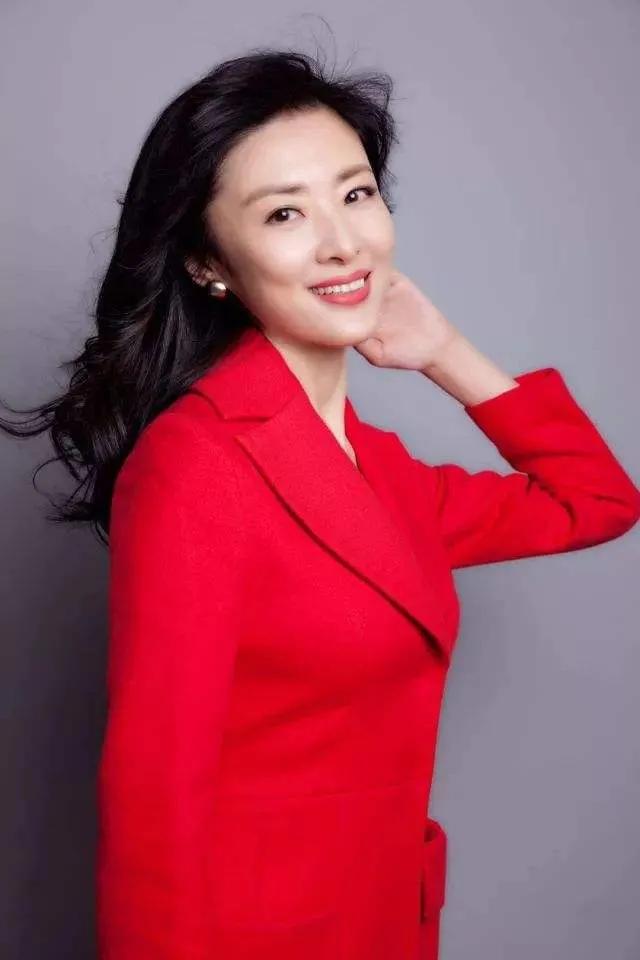央視“女神主播”周濤到底有多美？（多圖）