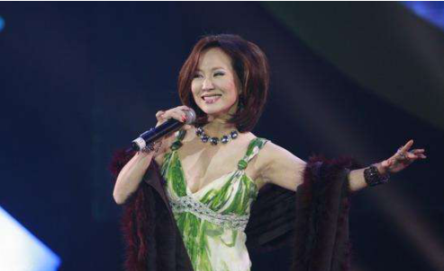 7位东方歌舞团出来的明星，有人成一线明星，有人成国家一级演员