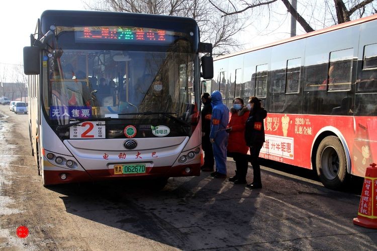 哈尔滨市阿城区：不断提升公交优质服务水平 打造服务群众最后一公里