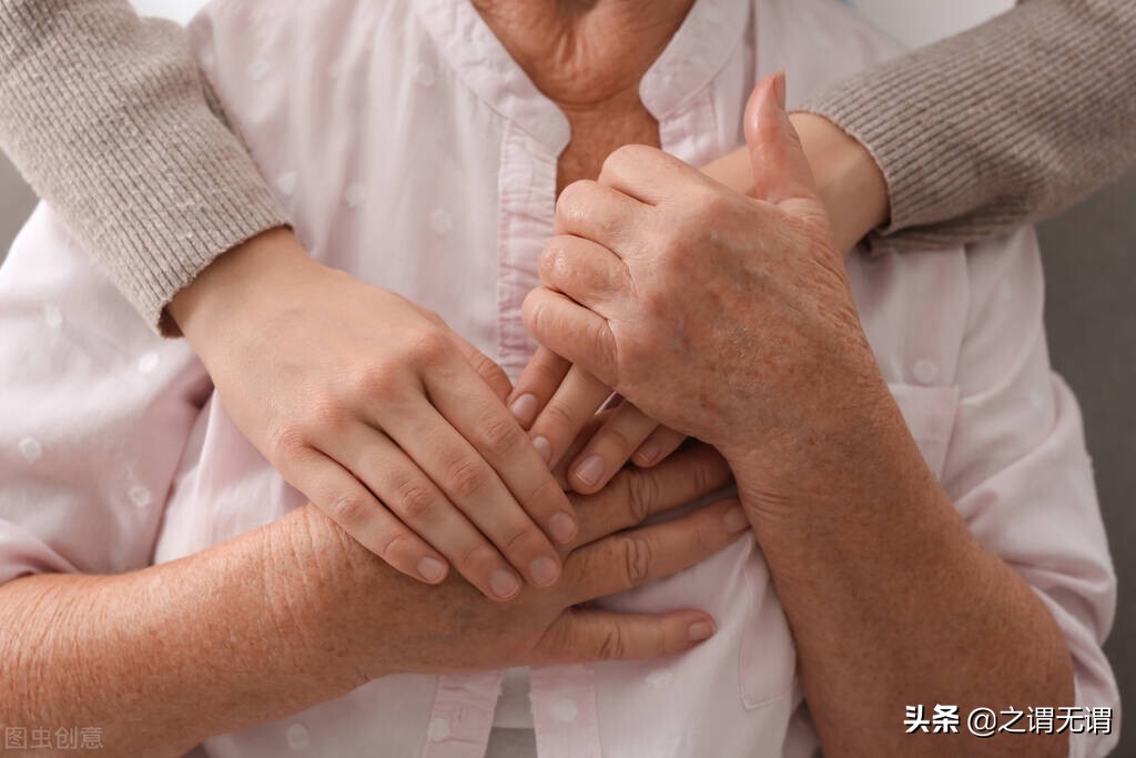 那个从未年轻过的人，是妈妈