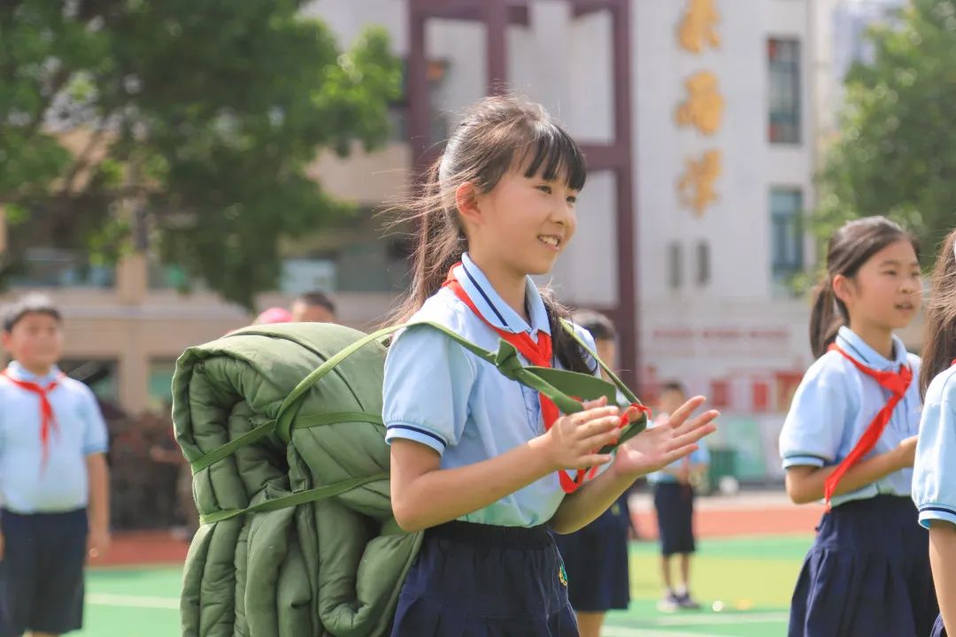 南湖小学学生开展为期10天国防教育学习体验活动并进行汇报展示