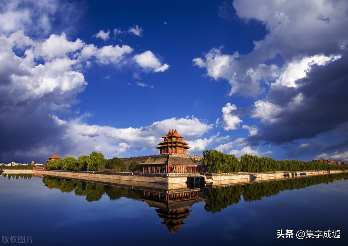 故宫之美：千年建筑韵，皇家气度藏于飞檐斗拱间