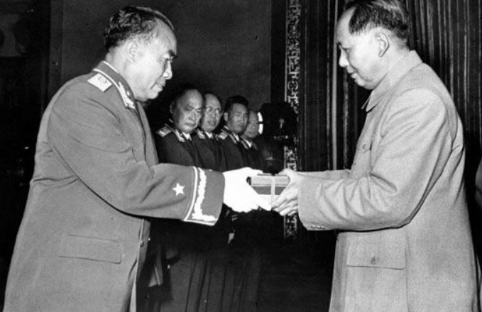 开国上将排名：粟裕、徐向前、彭绍辉等位列其中，你想了解哪一位？
