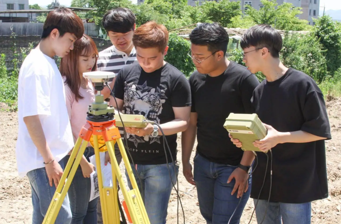 “结婚会现原形”，女生学工科和考师范的差距，不只体现在就业上