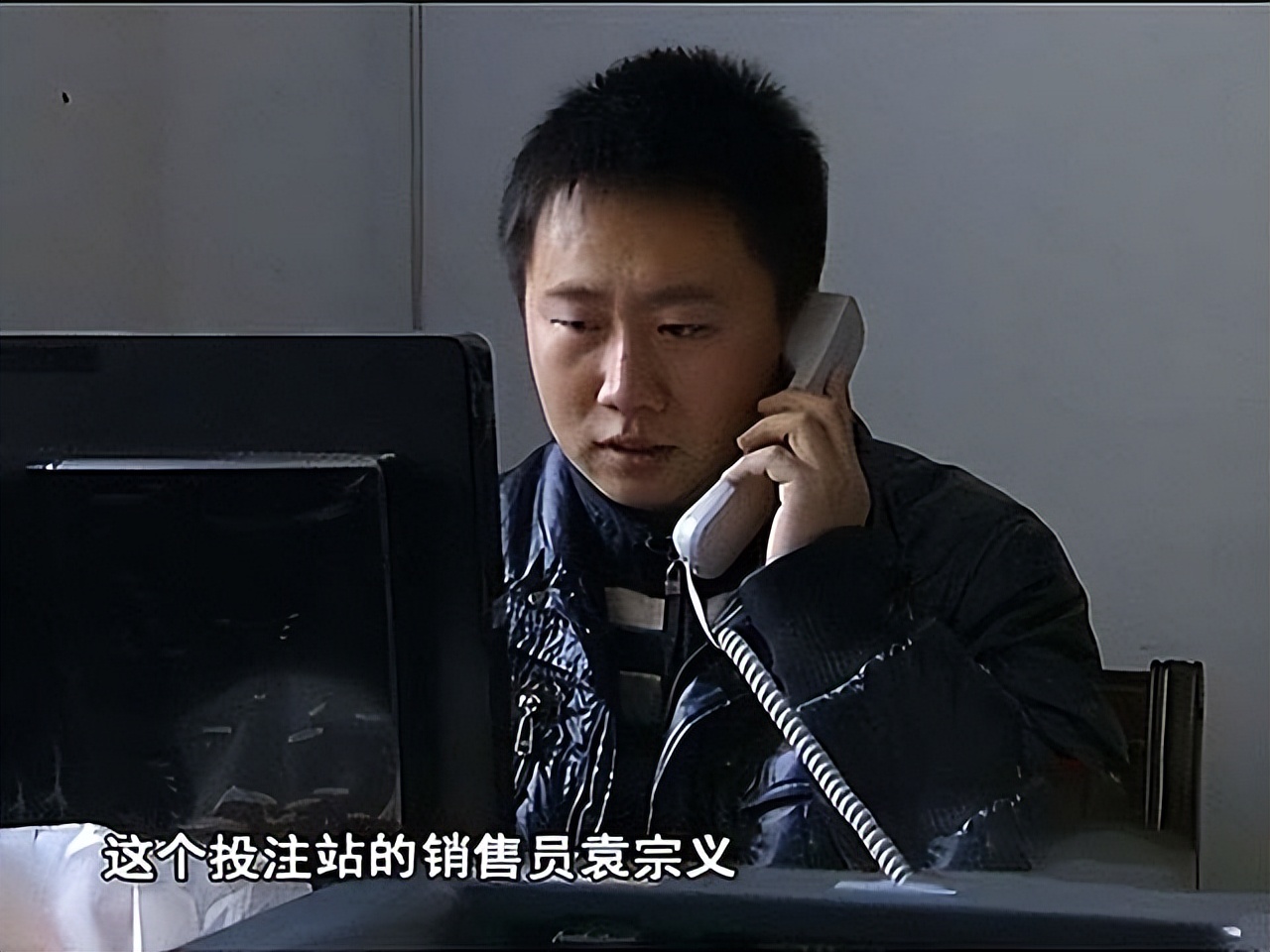 2011年贵州女子代人买彩票，中了五百万