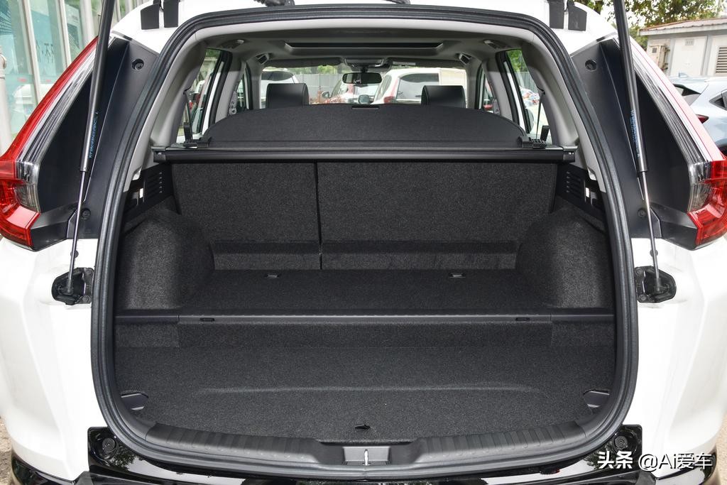 便宜自动挡日系家用SUV，大空间油耗1.3L好养，实拍本田CR-V PHEV