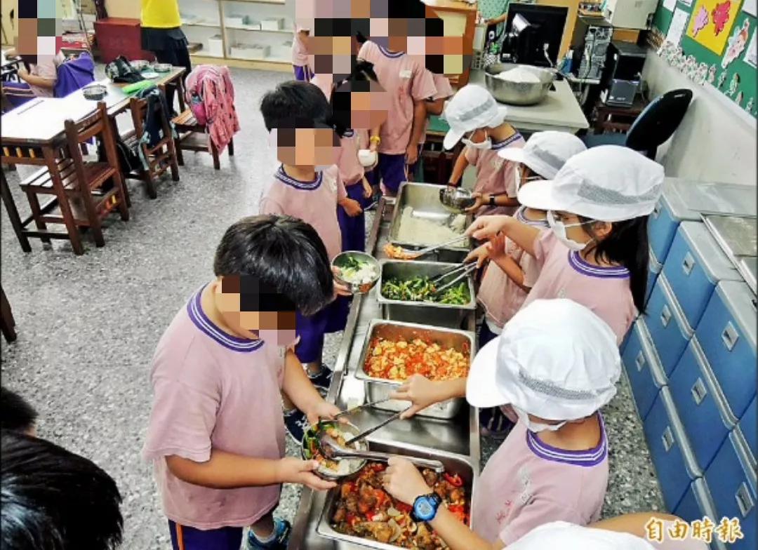 台湾读书13年和友友们分享台湾的教育制度