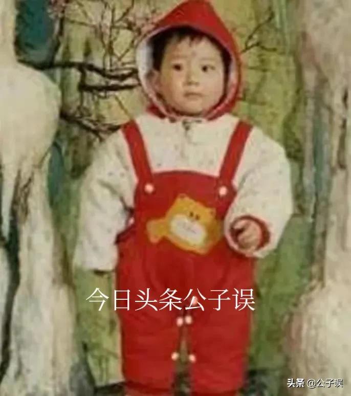 井柏然情史，出生28天被母亲抛弃，演《捉妖记》成名，情散倪妮