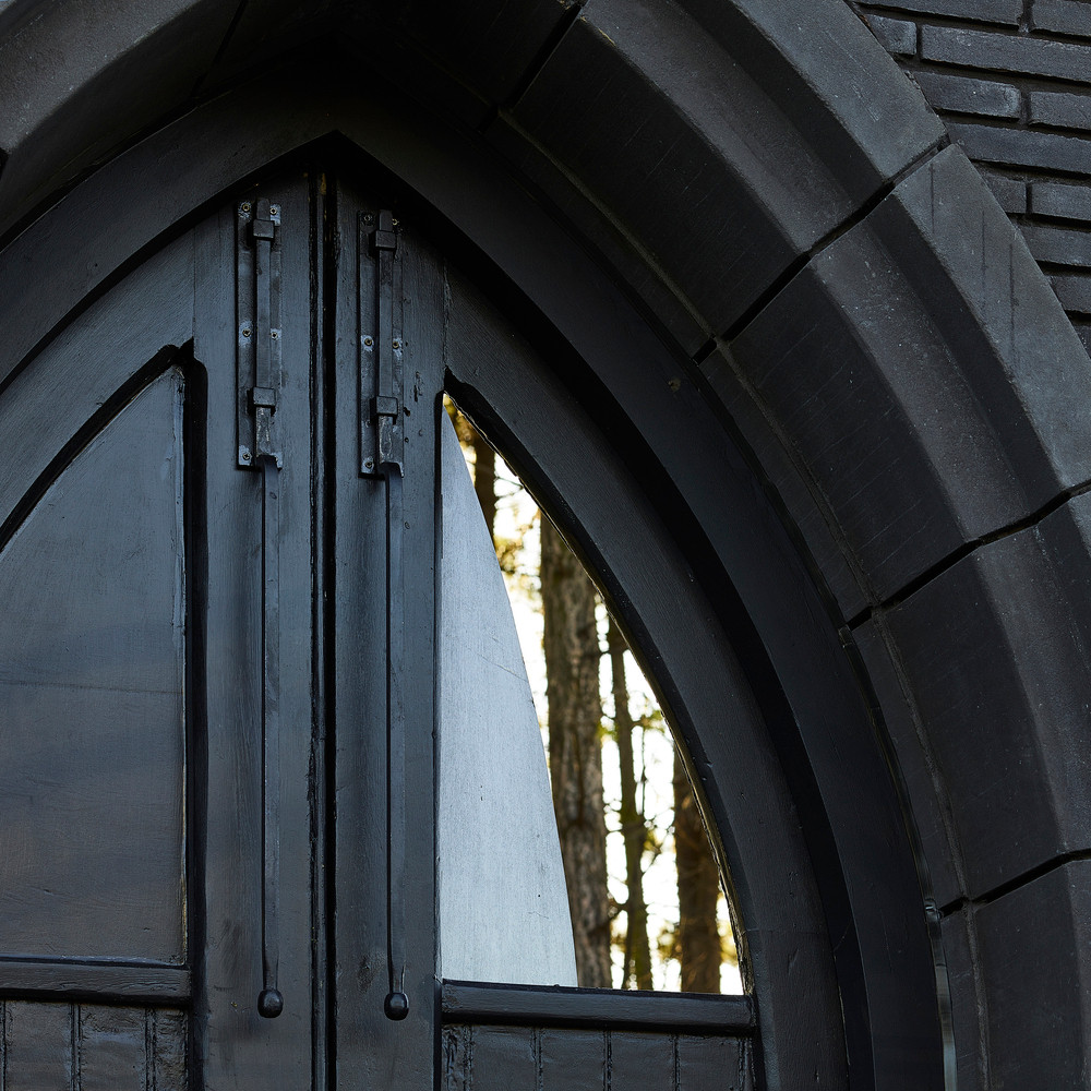 颇具特色的亨利爵士琴酒新酒厂