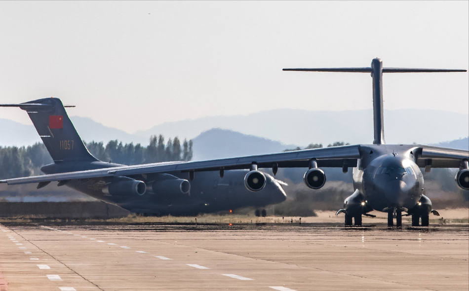 100架对34架,中印战略运输机对比,中国战略运输能力远超印度