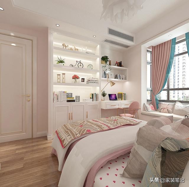 温州夫妻在客厅不放电视机，改做一组书柜，客厅也充满了书香之气