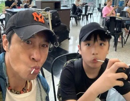 《爸爸去哪儿》十大萌娃现状：诺一变忧郁王子，曹格女儿堪比整容