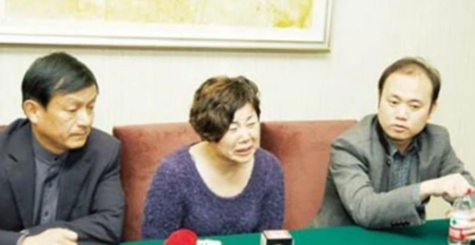 “槟榔大王”去世，10亿家产全给妻子，其母控告儿媳弑夫伪造遗嘱