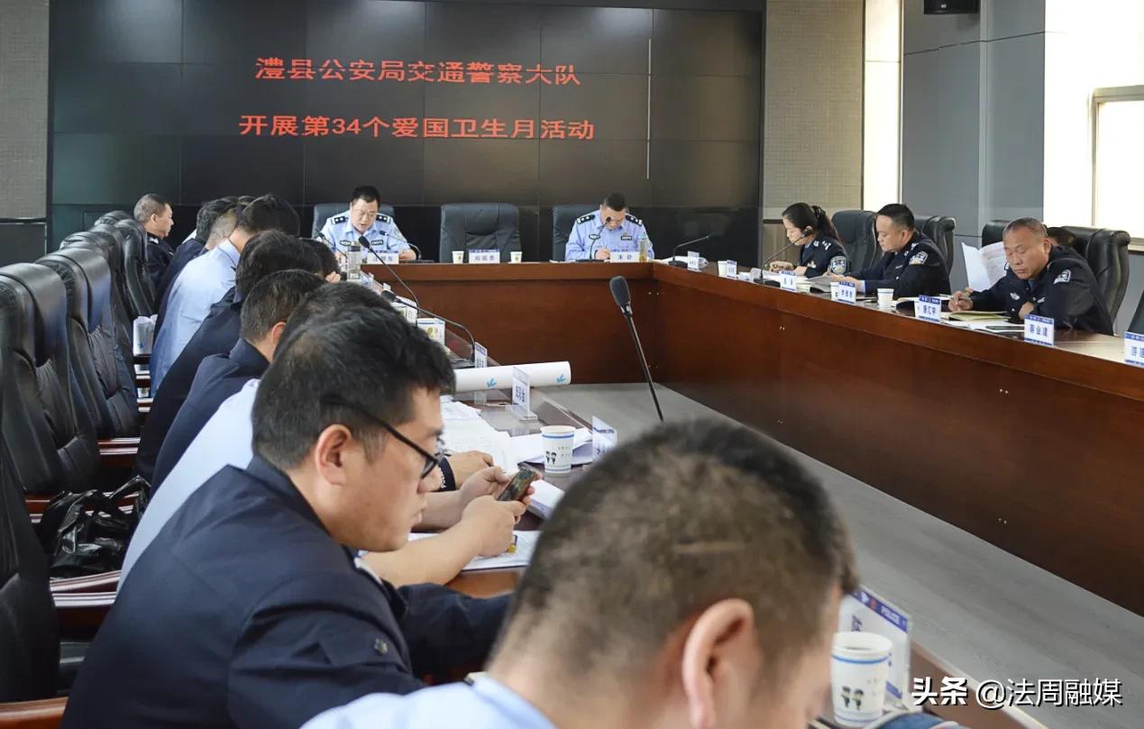 澧县交警：多措并举 积极开展第34个爱国卫生月活动