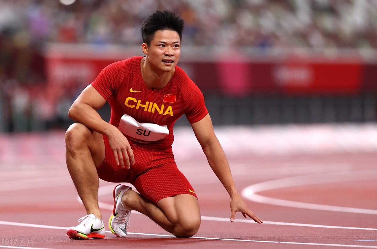 世锦赛男子百米半决赛苏炳添10秒30无缘晋级，奥运冠军弃权