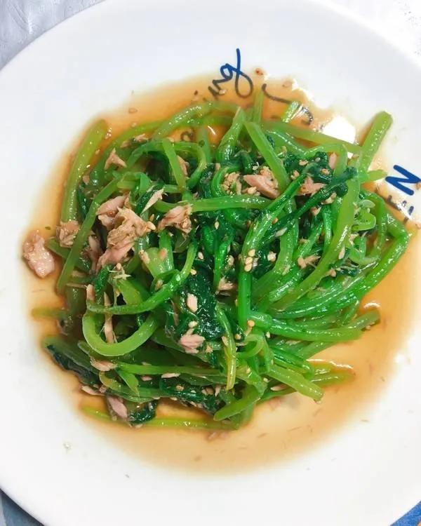 茼蒿菜的营养价值及功效与作用（茼蒿菜三大功效不可忽视）
